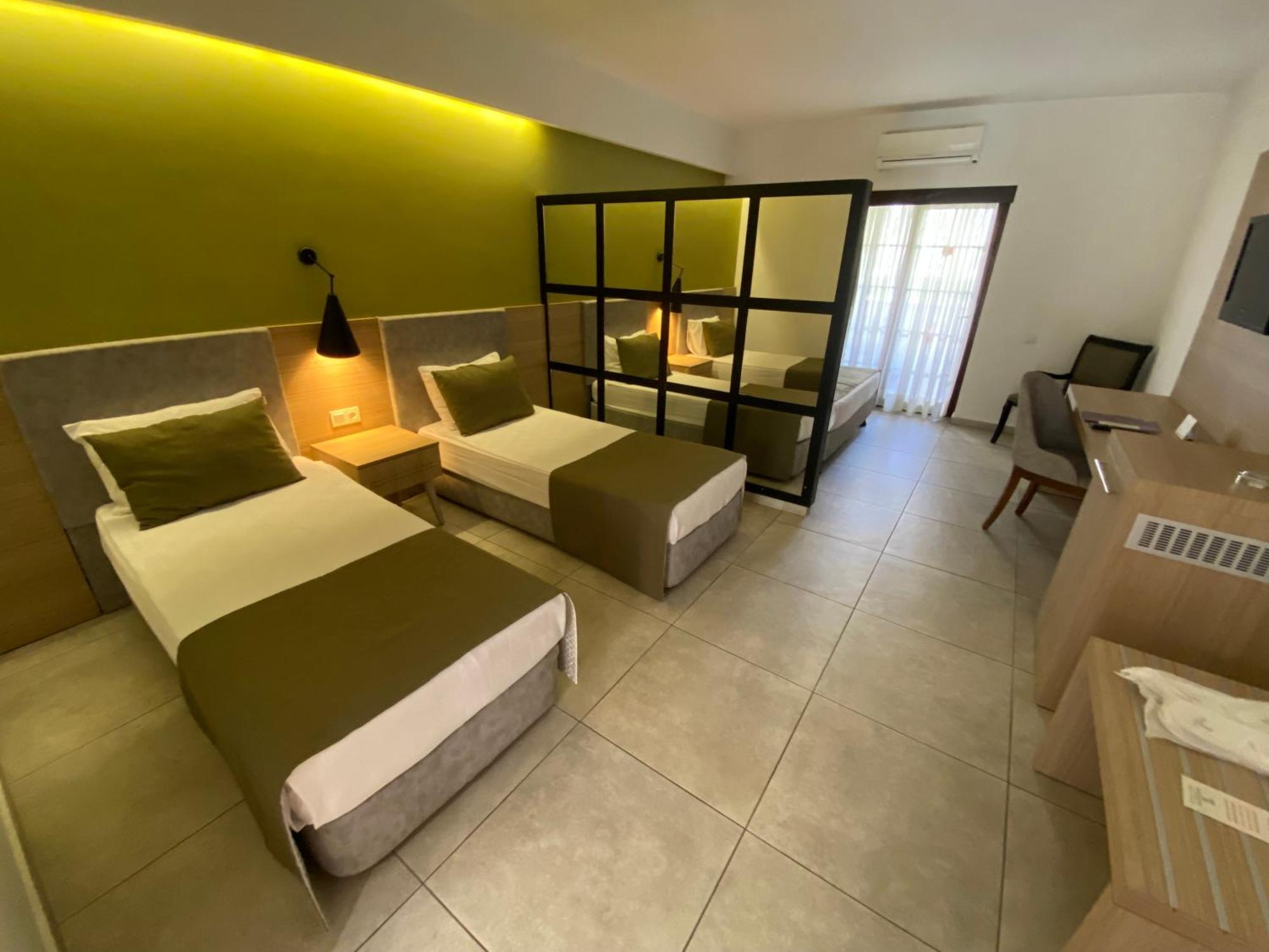 Queen'S Park Goynuk Hotel Kemer Bilik gambar